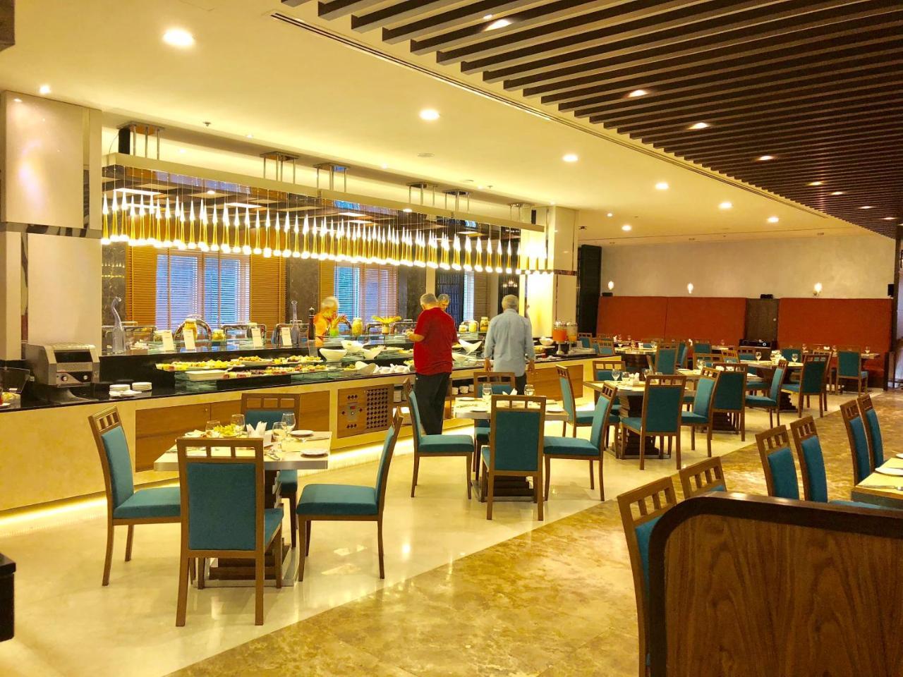 Fortune Park 4* Дубай